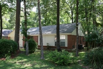 Building Photo - 39 S White Pebble Ct