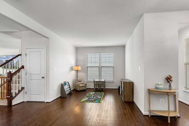 Building Photo - BEAUTIFUL HOME IN EMBREY MILL - STAFFORD