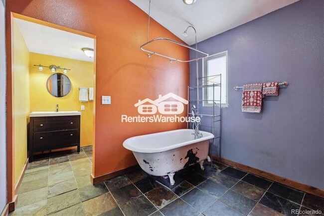 Building Photo - 308 Inca St