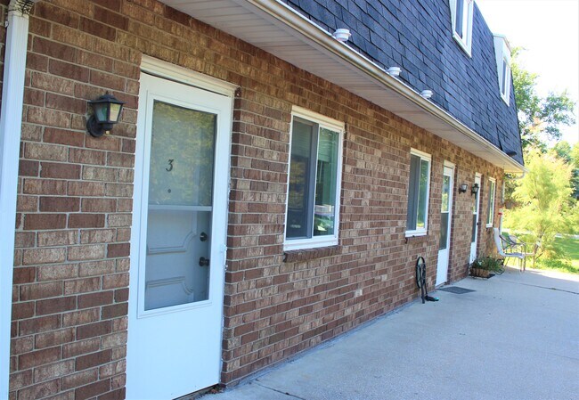 Building Photo - 5711 E G Ave