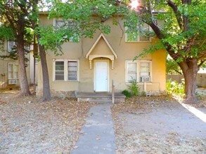 Building Photo - 407 NW 6th St