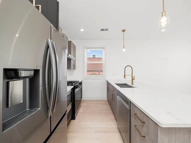 Foto del edificio - 2700 W Jackson Blvd