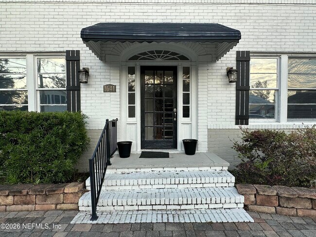 Foto del edificio - 1641 Larue Ave
