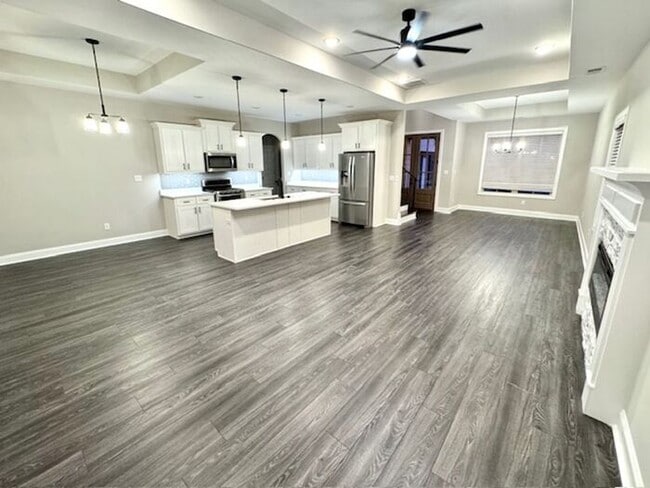 Foto del edificio - Now Leasing a Brand New 4-Bedroom 2.5 Bath Home with 2 offices! located off of Houston Levee and ...