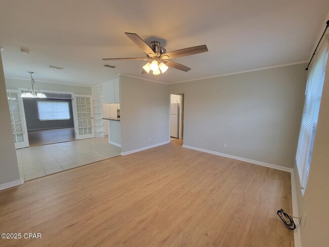 Foto del edificio - 3116 E 3rd St