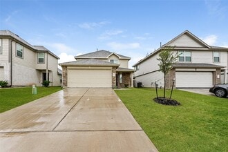 Building Photo - 23699 Goodfellow Dr
