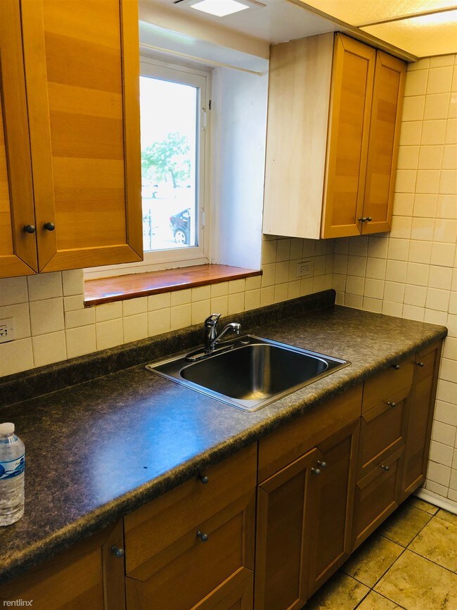 Foto del edificio - 1 br, 1 bath Condo - 4610 River Rd Apt 1A