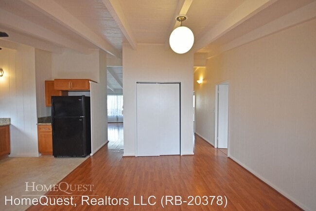 Building Photo - 3 br, 2 bath House - 731 Kalalea Street