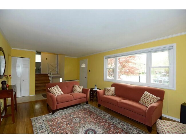 Foto del edificio - 2511 Harmon Rd