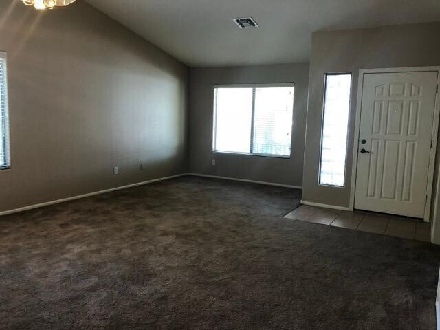 Foto del edificio - 2352 S 162nd Ln