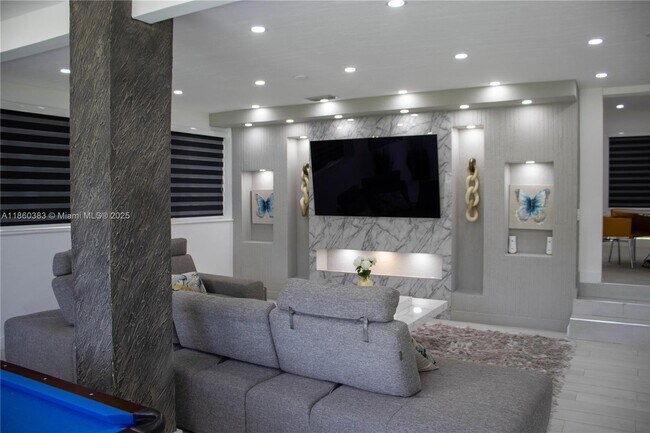 Foto del edificio - 295 NE 150th St