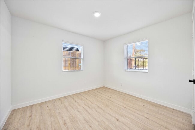 Foto del edificio - 6811 Del Rio St