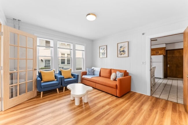 Photo - 29 Harbor St Apartment