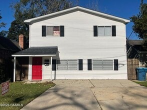 Building Photo - 108 Ray Ave