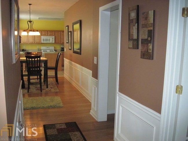 Building Photo - 2345 Barrett Cottage PIace