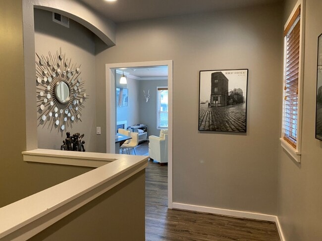Building Photo - 6005 St Moritz Dr