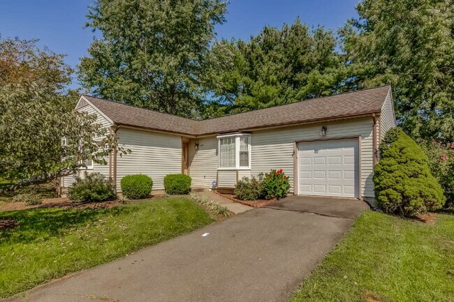 Foto del edificio - Modern Comfort and Convenience Await