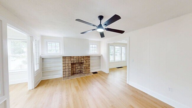 Foto del edificio - 978 Linwood Ave