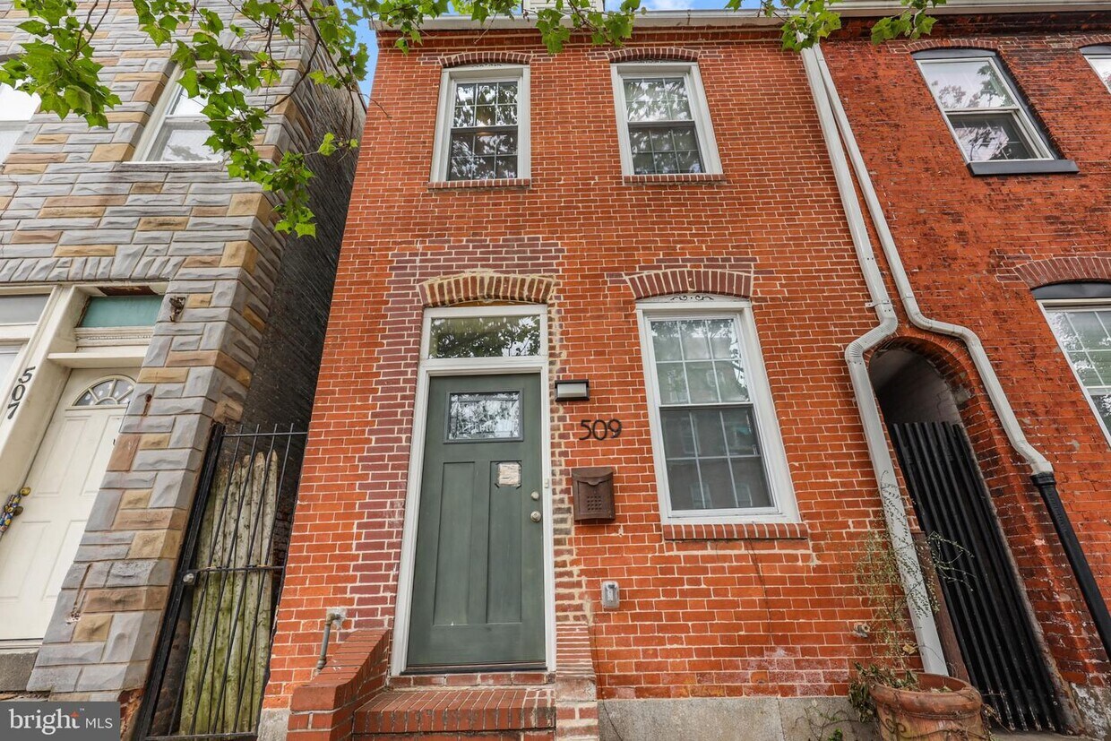 509 S Ann St, Baltimore, MD 21231 Townhouse for Rent in Baltimore, MD