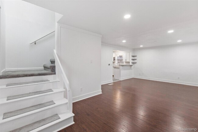 Foto del edificio - 22712 Clairwood St