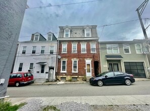 Building Photo - 19 Enon Wy