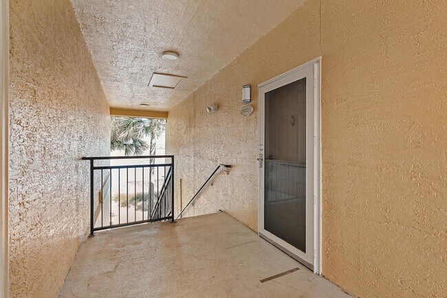 Foto del edificio - 3425 Haley Pointe Rd