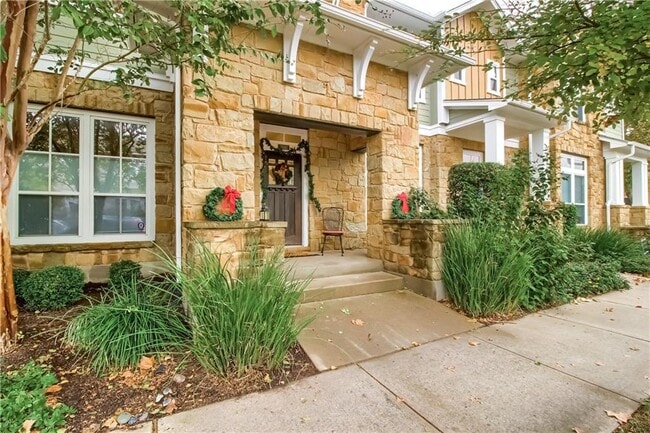 Building Photo - 2041 Zach Scott St