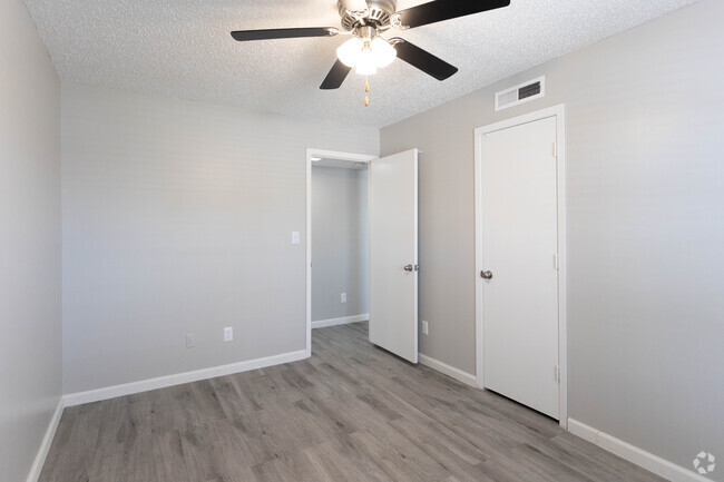 1BR, 1BA - 607 SF - Paso Norte Apartments