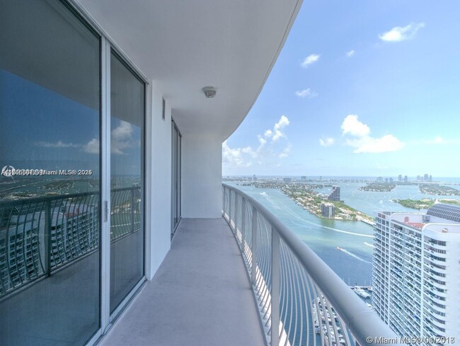 Foto del edificio - 1750 N Bayshore Dr