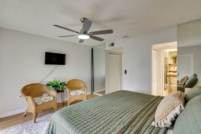 Foto del edificio - 1028 Apollo Beach Blvd