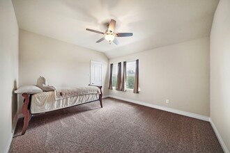 Building Photo - 8530 San Juanico St