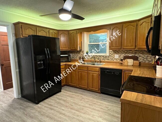 Foto del edificio - 6 Poquito Rd