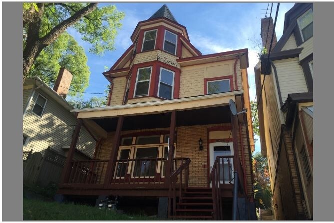 Primary Photo - 3452 McClure Ave