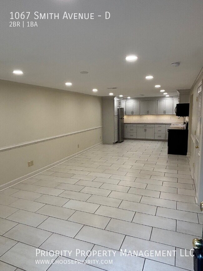 Foto del edificio - 1067 Smith Ave