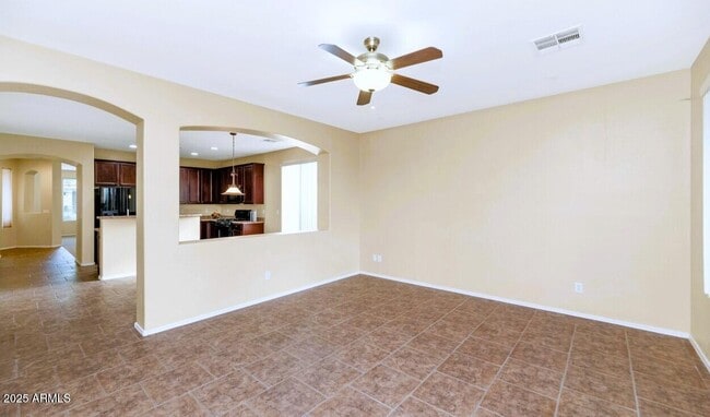 Building Photo - 6013 W Park View Ln