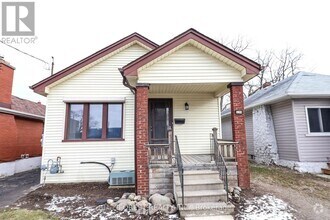 Building Photo - 334 Wharncliffe Rd S