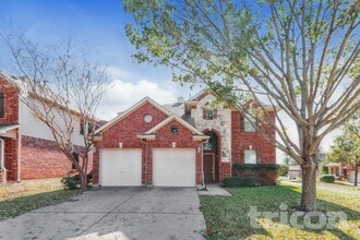 Building Photo - 9425 Harrell Dr