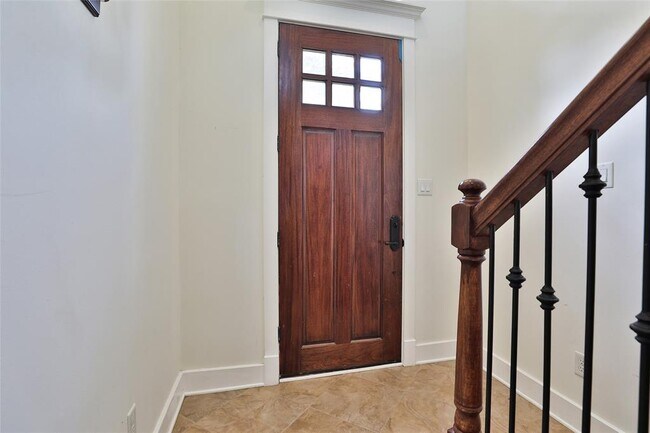 Foto del edificio - 1416 Holly St