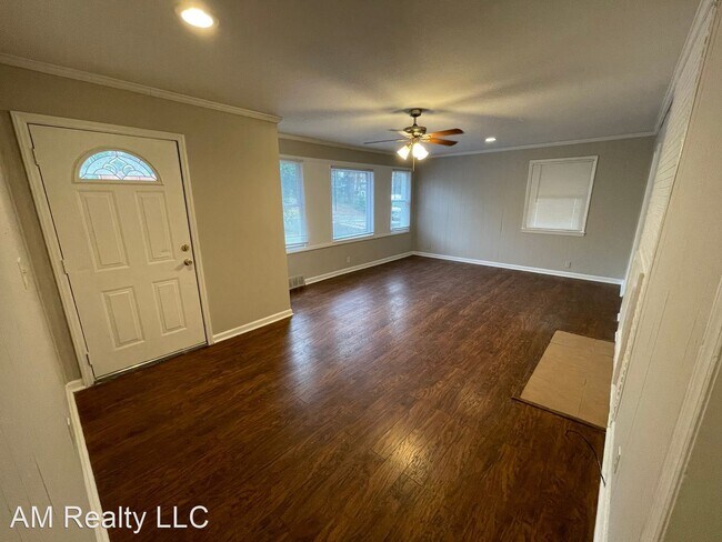 Building Photo - 3 br, 1 bath House - 1855 Camp Greene Street
