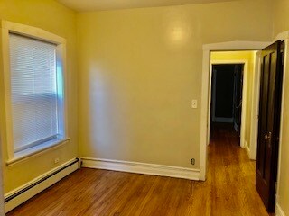 Building Photo - 1225 N Parkside Ave