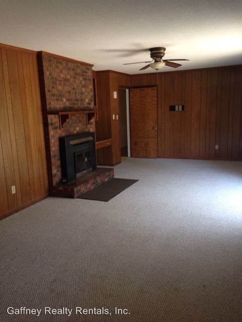 Foto del edificio - 3 br, 2 bath House - 104 Greenbriar Dr.