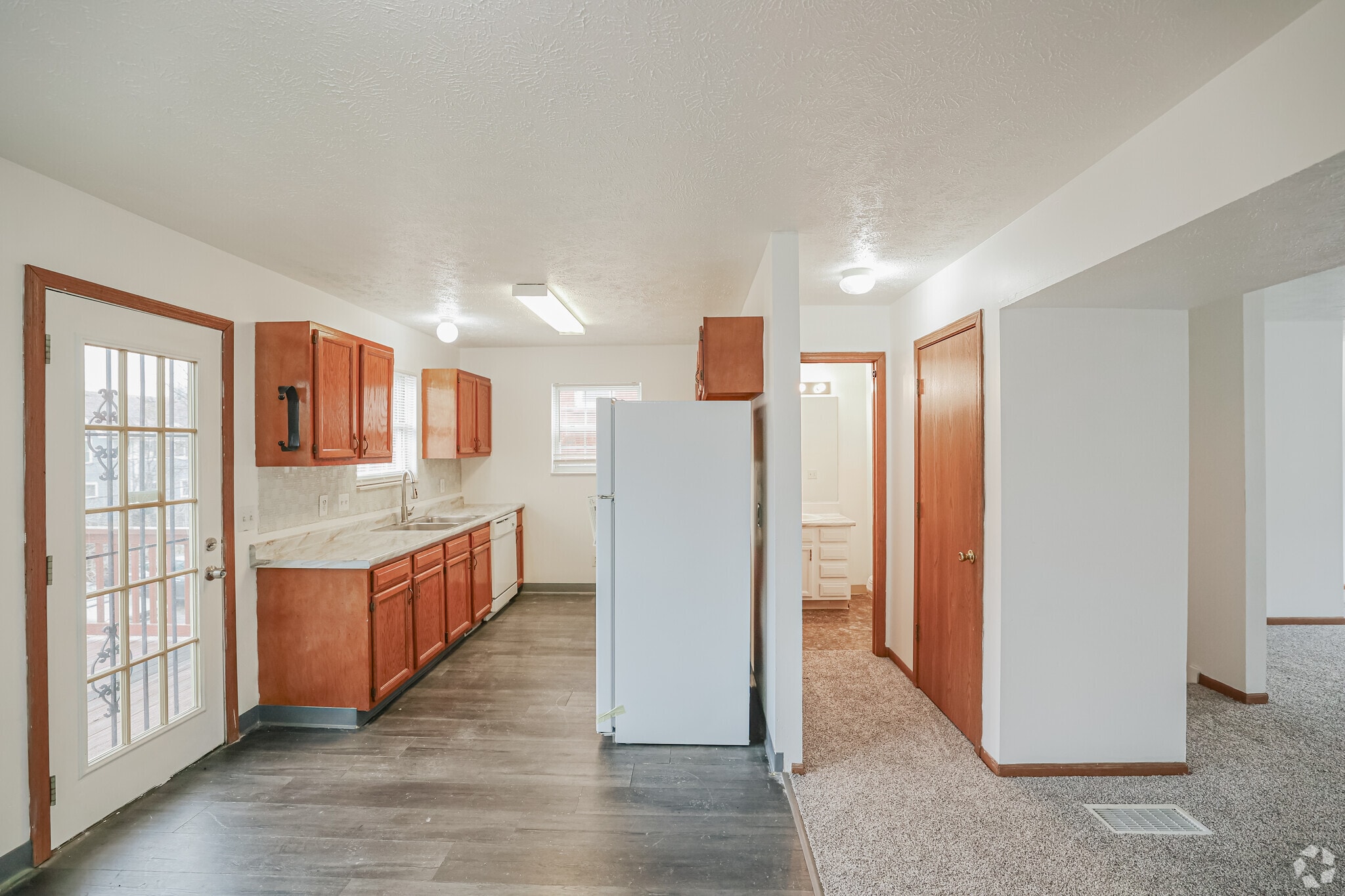 Lakeview Place – photo 1