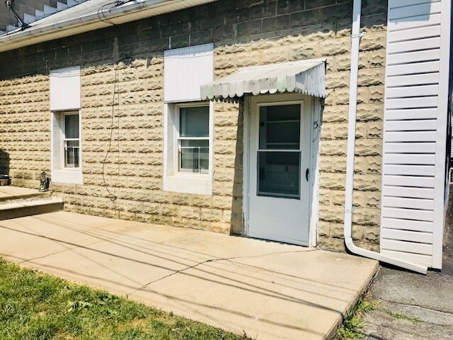 Building Photo - 5359 Anthony Hwy