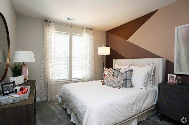 Bedroom - The Heights at Goose Creek Village