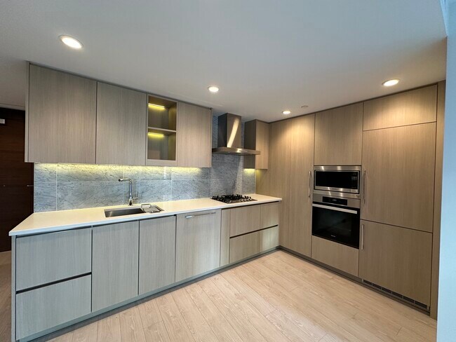Photo du bâtiment - 401-1768 Cook Street