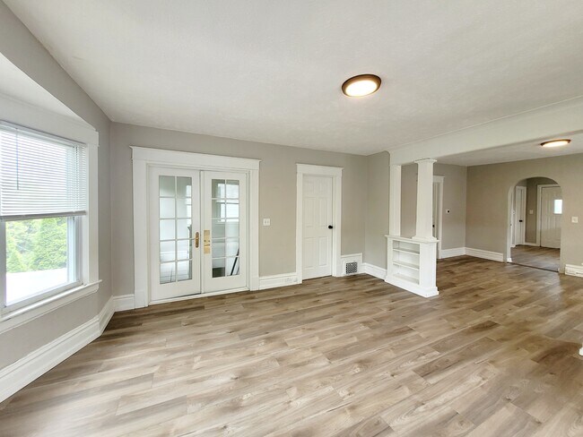 Foto del edificio - 400 Grant St SW