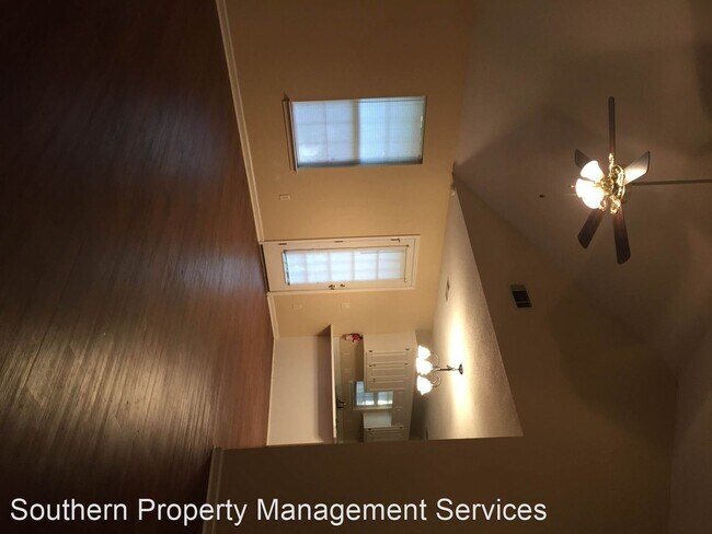 Foto del edificio - 3 br, 2 bath House - 8 Ramble Rd