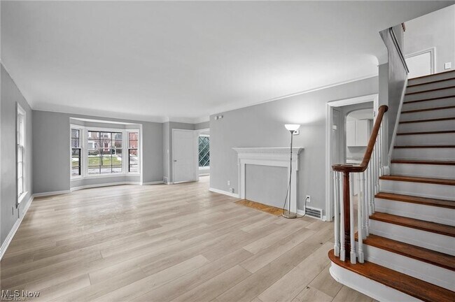 Foto del edificio - 3881 Meadowbrook Blvd