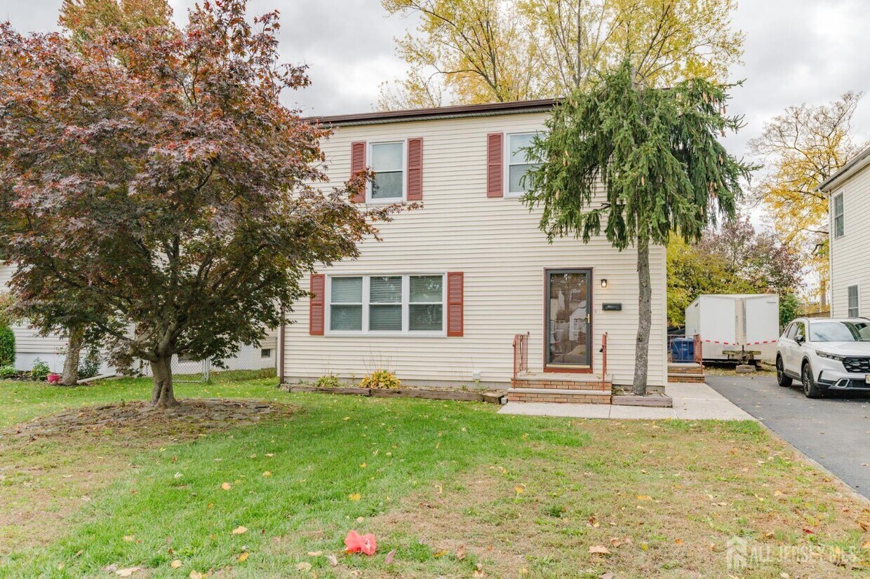 Foto principal - 596 4th Ave