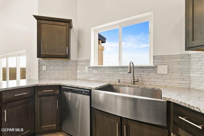Building Photo - 15128 Ambition Ave